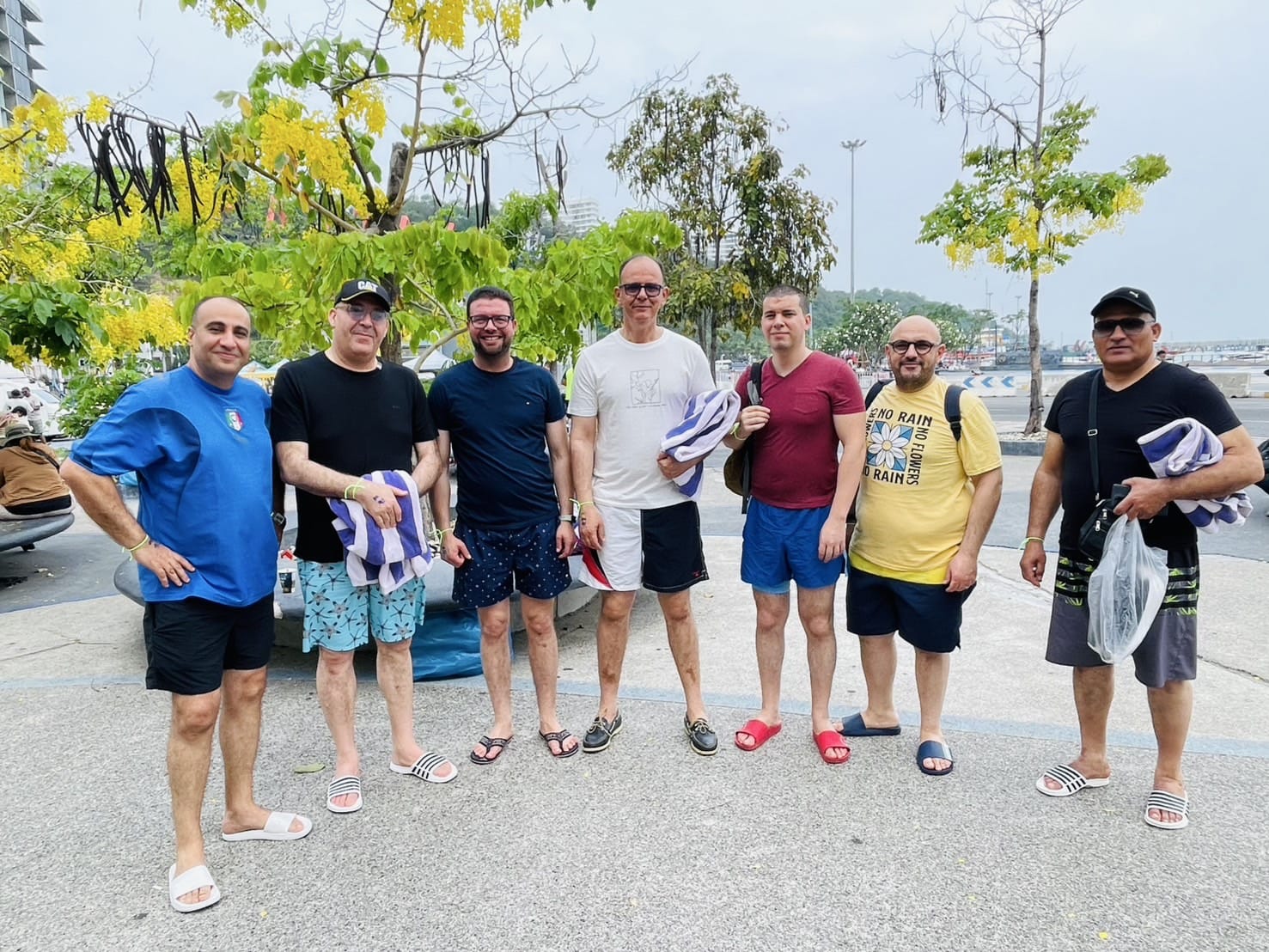 TUNESIA CLINTS AT PATTAYA 5 DAYS BANGKOK PATTAYA