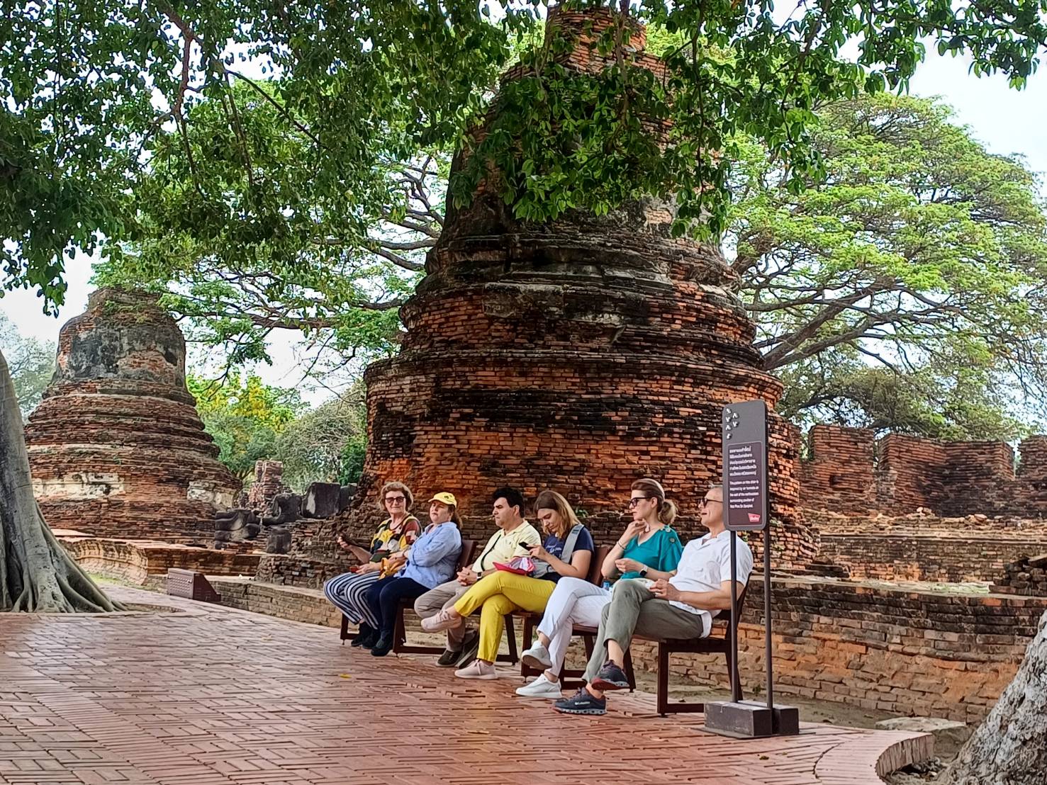 ROMANIA CLIENTS AT AYUTHAYA DAY TOUR.